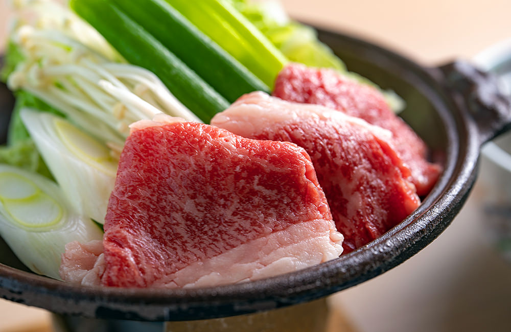 【山里の膳】メインは土佐和牛すき焼き味噌仕立てのスタンダードプラン