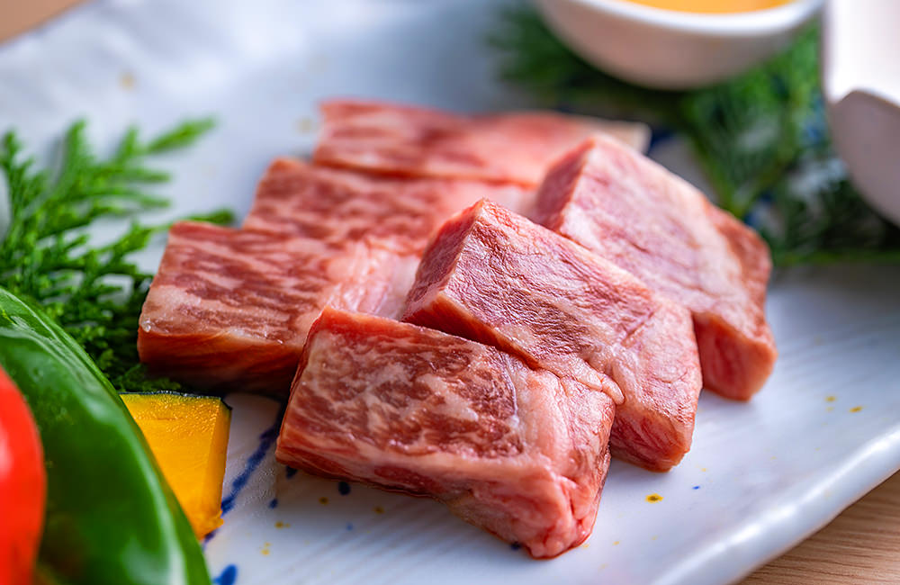 【天狗の膳】メインは土佐和牛サーロイン陶板焼き！デラックスプラン